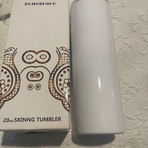 Zonegrace 20oz White Tumbler New in box with lid